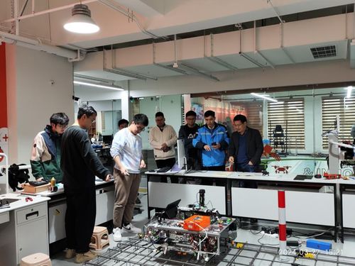 上海寶冶錢國創(chuàng)新工作室與上海大學(xué)工程訓(xùn)練中心共探技術(shù)前沿，深化產(chǎn)學(xué)研合作